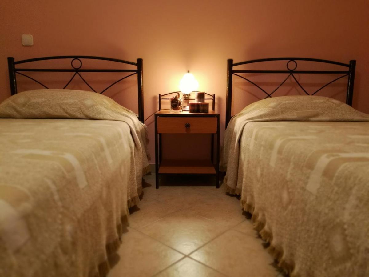 Platos Academy Apartment Афины Экстерьер фото